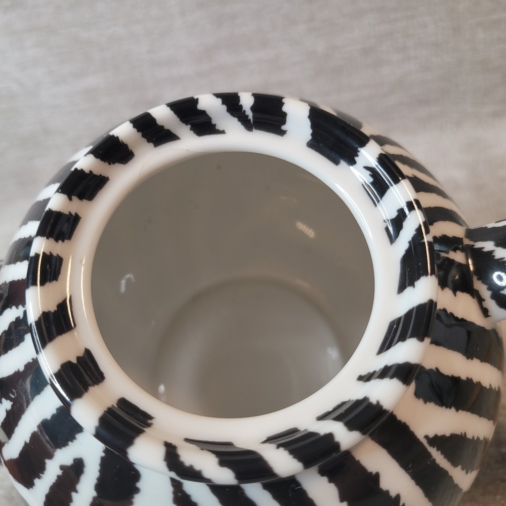 Paul Cardew 2000 Eqqus Grevy's Zebra Stripe Pattern Collectible Teapot EUC - Picture 11 of 12